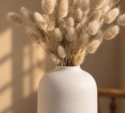 Size and detail view of the Cherivo Sahara ceramic vase set